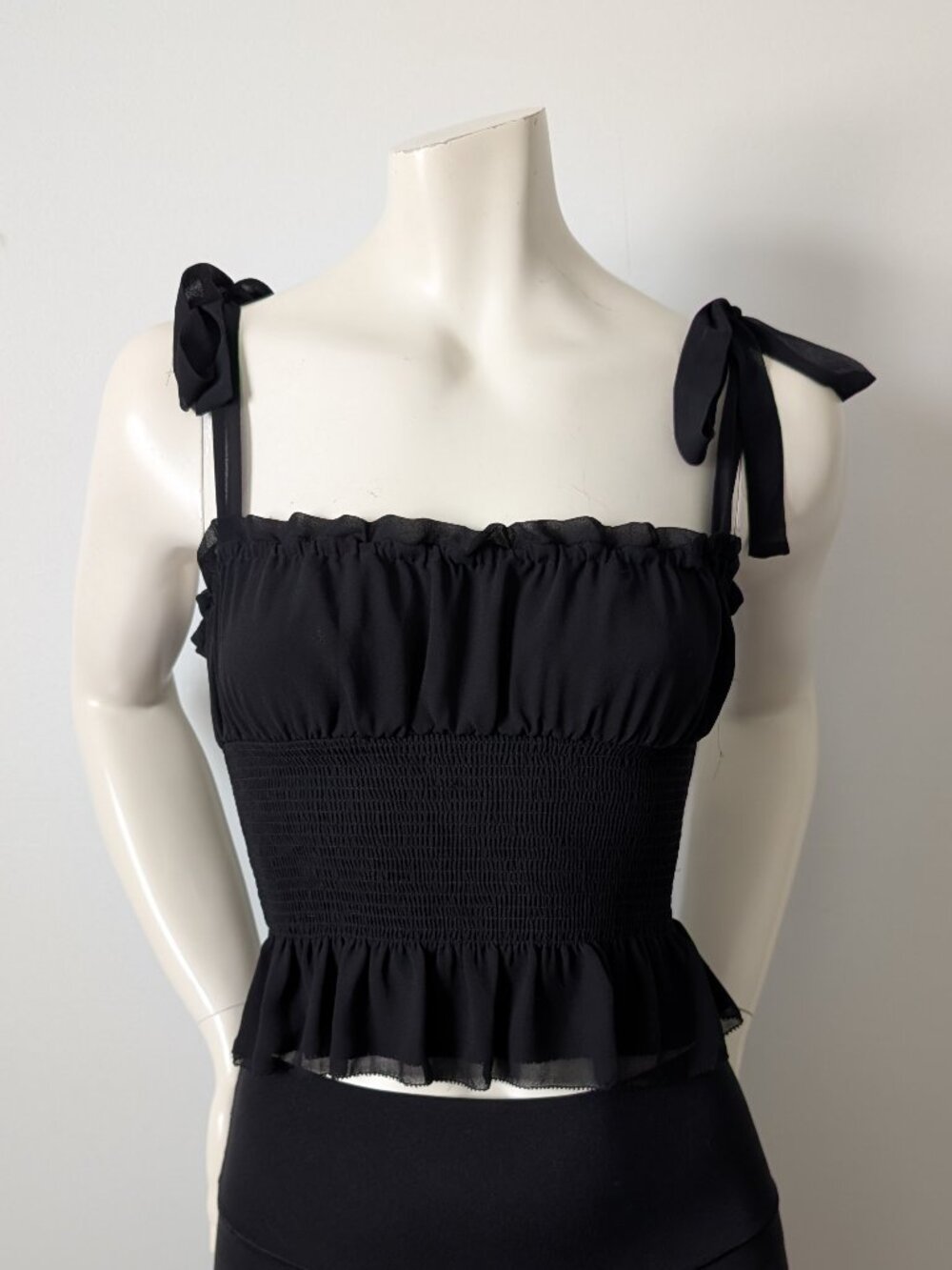 Wilfred by Artizia - Black Ballad Smocked Tie-Strap Camisole - Size 2XS